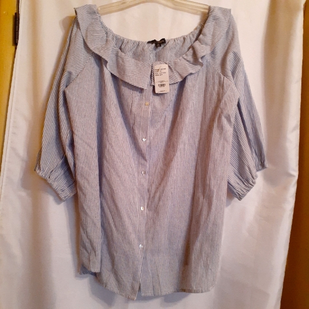 Ruffled Cold Shoulder Top